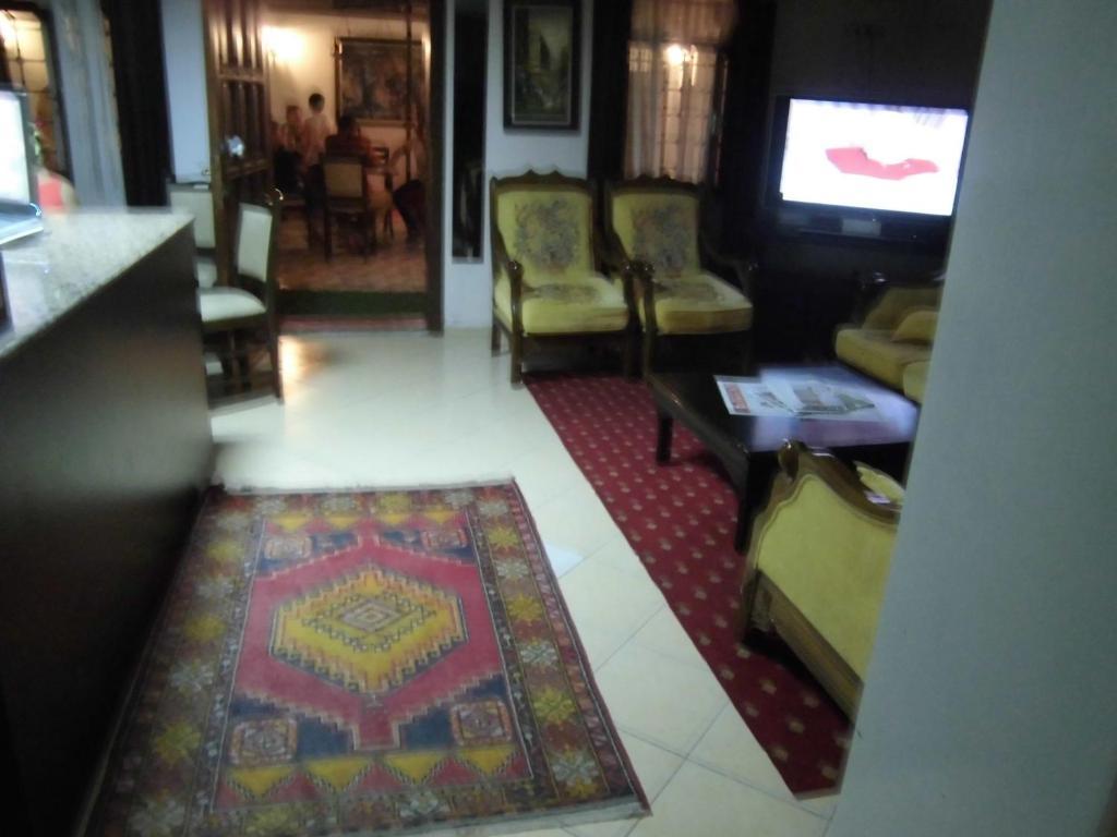 Cinar Otel 2*