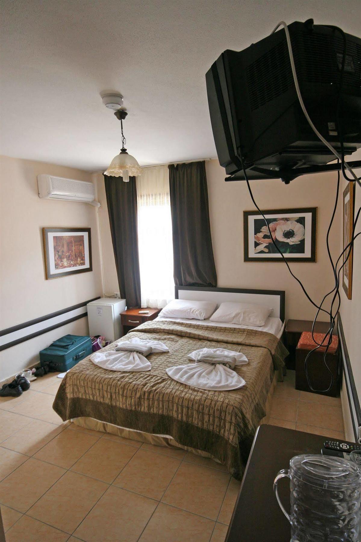 Cinar Otel 2*